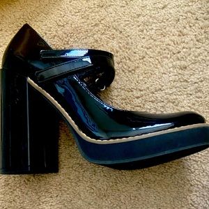 Steve Madden Twice black platforms